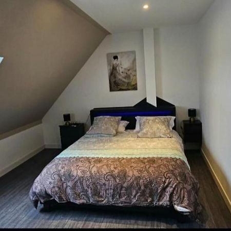 Madame Hotel Clerey Luaran gambar