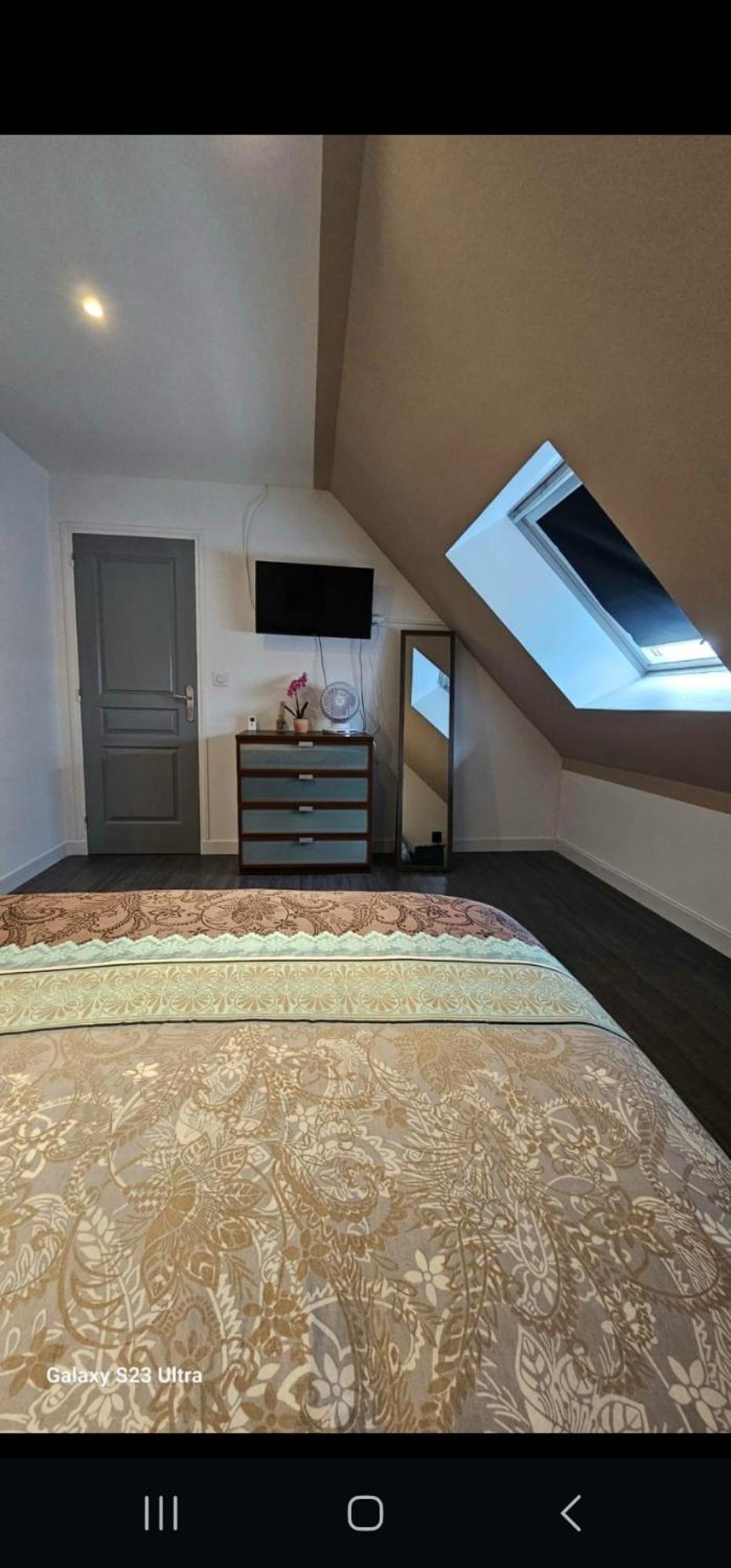 Madame Hotel Clerey Luaran gambar